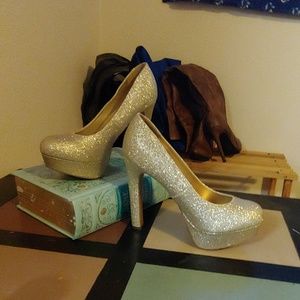Glitter shoes